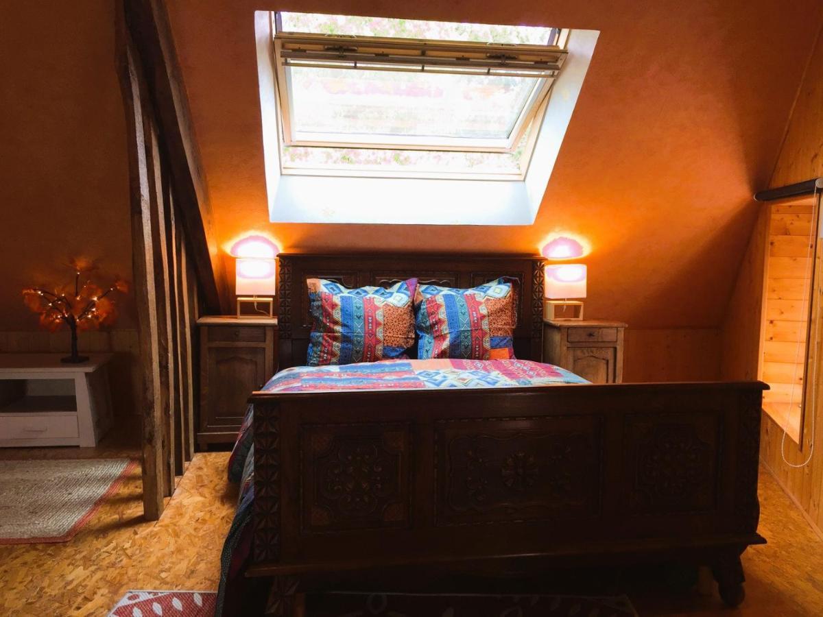Chambres D'Hotes De Charme Entre Bayeux Et Les Plages Du Debarquement Sommervieu Exteriör bild