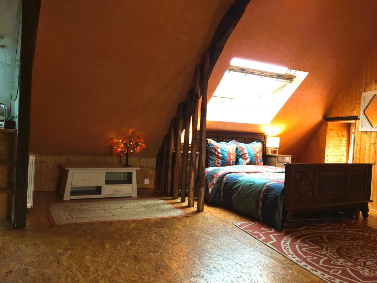 Chambres D'Hotes De Charme Entre Bayeux Et Les Plages Du Debarquement Sommervieu Exteriör bild